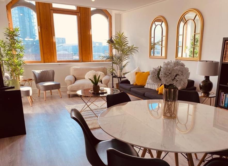 Spacious 2 Bedroom City Pad In Old Street Londyn Zewnętrze zdjęcie